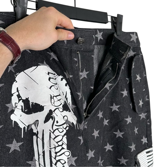 Vintage graphic denim shorts - Picture 6 of 7